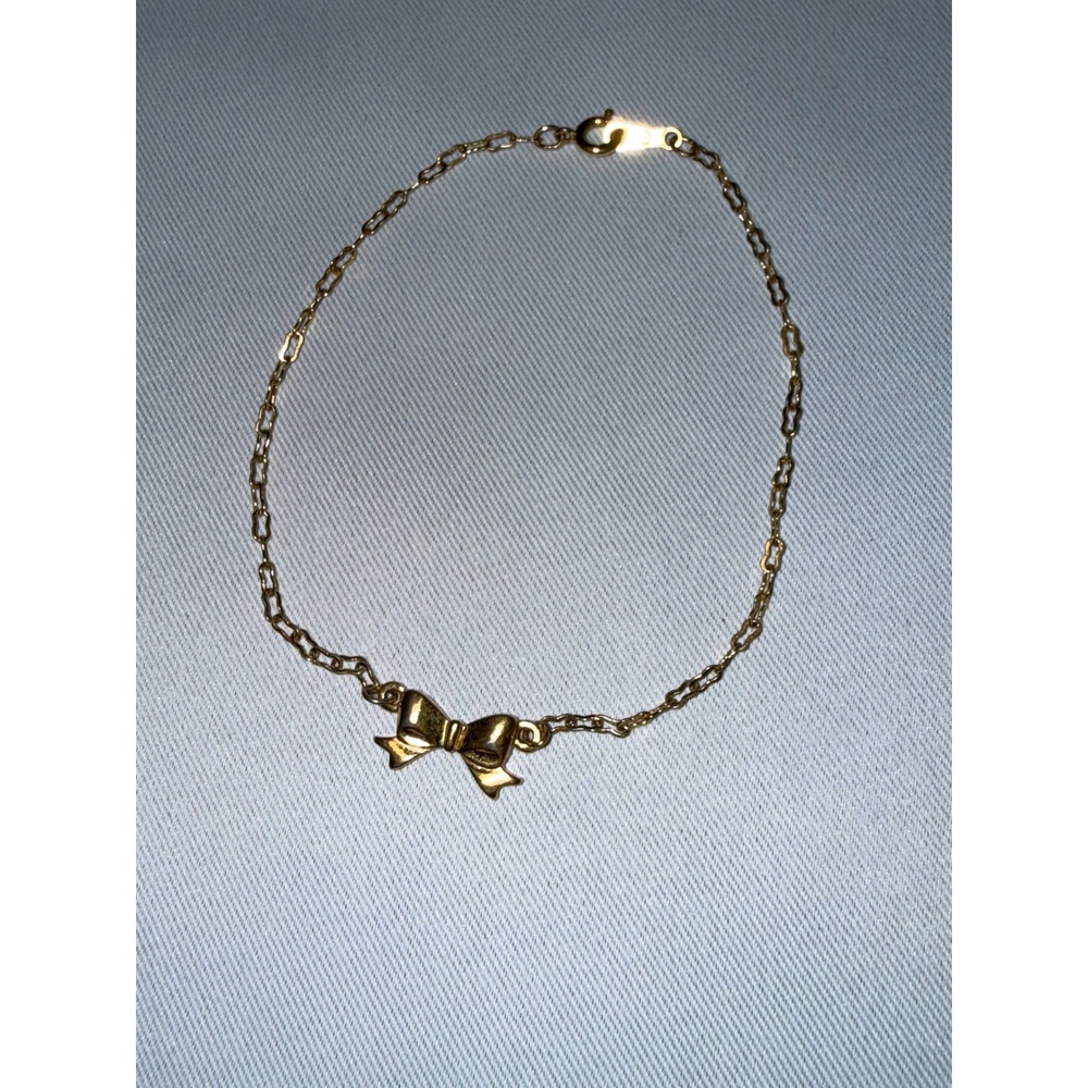 Gold Tone Bow Charm Chain Bracelet Delicate Coquette Style 7 Inch